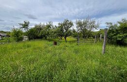 Casa de vanzare, cu 7 camere, 150 mp, zona Stramba