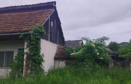 Casa de vanzare, cu 2 camere, 80 mp, zona Periferie