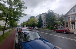 Apartament cu 2 camere, 32mp, semidecomandat, zona Decebal