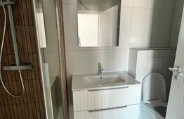 Apartament de vanzare, cu 3 camere, 67 mp, finisat lux, zona Independentei