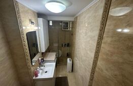Apartament de vanzare, cu 2 camere, 56 mp, zona Independentei etaj 1