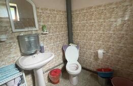 Cabana de vanzare, cu 4 camere, 100 mp, zona Colibita 