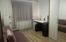 Apartament de vanzare, cu 3 camere, 74 mp + beci 15 mp, zona Independentei