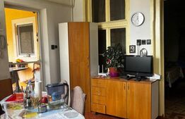 Casa in zona centrala, 89 mp, 200 mp gradina 