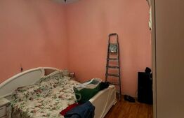 Casa in zona centrala, 89 mp, 200 mp gradina 