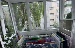 Apartament de vanzare, cu 2 camere, 50 mp  zona Andrei Muresanu 