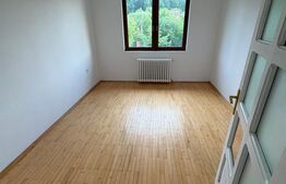 Casa de vanzare, cu 4 camere, 180 mp 1300mp teren Valea Ghinzii