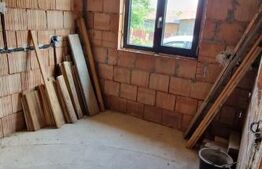 Casa parter, 120 mp, teren 1000 mp, la 25 km de orasul Bistrita