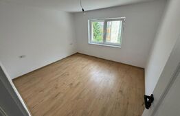 Apartament 3 camere, decomandat, 64 mp, etaj 2/4, curte privată-ZONA EXCELENTA