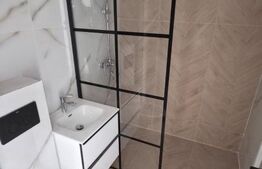 Apartament cu 3 camere, 1 bai,  decomandat Calea Moldovei, se vinde finisat