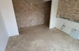 Apartament 3 camere, etaj 1, finisaje de lux, zona Decebal 