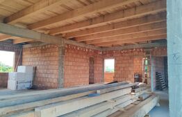 Casa Individuala de vanzare, 3 camere, 120 mp, zona Aerodrom