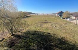 Casa noua, semifinisata, 56 ari teren, situata la Tarpiu - 15 km de Bistrita