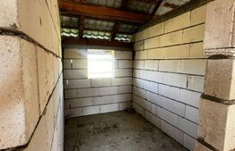 Casă Spațioasă la Roșu, 190 mp Utili, la 5 Minute de Beclean