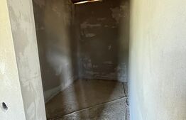 Casă cu panoramă deosebită pe Dealul Jelni – 10 ari de teren, stadiu semifinisat