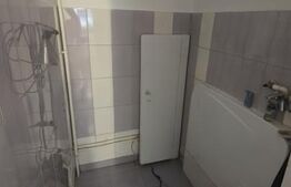 Casă de vanzare, cu 3 camere, 56 mp, zona ultracentrala 