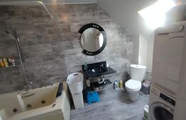 Casa tip duplex,6 camere,220mp,241mp teren,garaj,zona Unirea