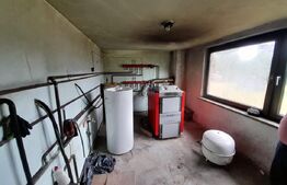 Casa de vanzare, cu 5 camere, 200 mp, zona Piatra Fantanele