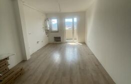 Apartament de vanzare, cu 3 camere, balcon mare, panoramă superbă, complex nou