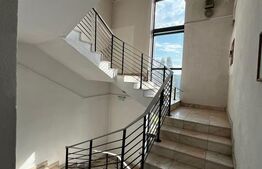 🏢 Spațiu comercial de prestigiu în centrul Becleanului 