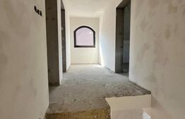 Casa individuala, finisata, 250 mp teren, zona Terra