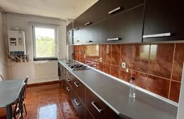 Apartament cu 3 camere, loc de parcare, zona Hotel Diana