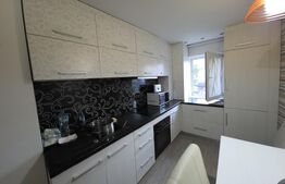 Apartament cu 3 camere,  zona Stefan cel Mare; Parter inalt