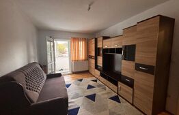 Apartament cu 3 camere, etaj 1, zona CR Vivu