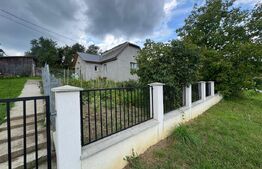 Casă de vânzare la 6 km de Bistrița – ideală pentru o viață liniștită 