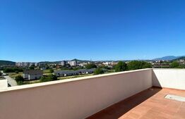 🌇 PENTHOUSE DE EXCEPȚIE – etaj 3, priveliște panoramică, terasă de 117 mp!