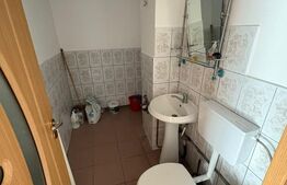 Spatiu comercial, 70 mp, 4 incaperi, strada Nasaudului