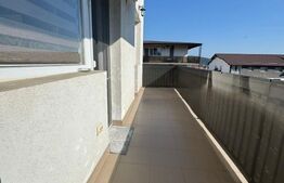 Apartament 3 camere, etaj intermediar, bloc nou 