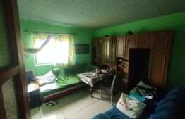 Casa 120 mp, 6 camere, 2 nivele, zona Beclean