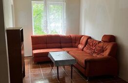 Apartament de vanzare cu 4 camere, 77 mp, partea de jos a orasului