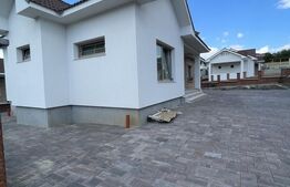 Casa pe un nivel, 120 mp utili, 580 mp de teren, Bistrita