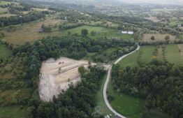 Teren extravilan, 12050 mp, la doar 19 km de orasul Bistrita