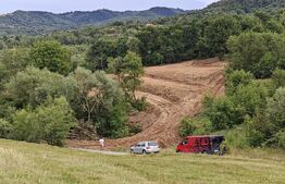 Teren extravilan, 12050 mp, la doar 19 km de orasul Bistrita