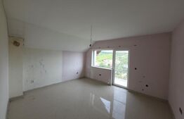 Casa cu 5 camere, 300 mp, teren 17 ari, Valea Rusului