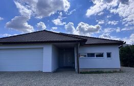 Casă superbă – 230 mp utili, 4 dormitoare, garaj