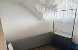 Casa cocheta, cu 4 camere, 130 mp - zona linistita 