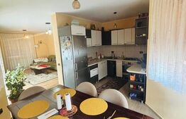 Casa cocheta, cu 4 camere, 130 mp - zona linistita 