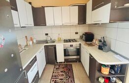 Casa cocheta, cu 4 camere, 130 mp - zona linistita 