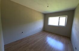 Casă cu priveliște superbă–5 camere, 125 mp utili, teren 10 ari- zona Unirea