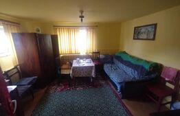 Casa batraneasca, 70 mp, teren 25 ari, orasul Beclean