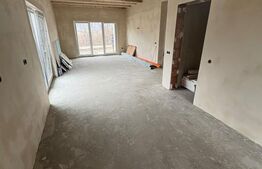 Casa de vanzare LAC UNIREA 600mp TEREN