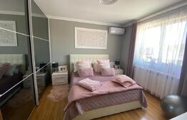 Apartament SUPERB 3 camere, 81 mp utili, garaj, 2 bai- zona Calea Moldovei