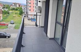 Apartament cu 3 camere, 66 mp, etajul 2, 2 bai, zona Calea Moldovei