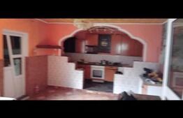 Casă spațioasă cu teren generos, în zonă liniștită – Năsăud