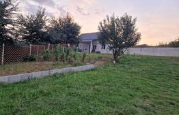 Casa de vanzare + teren 1000mp la doar 9 km de Bistrita. zona Crainimat