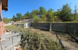 Teren 10 ari cu casă la roșu 240 mp cu plus garaj–Valea Rusului, panorama oraș